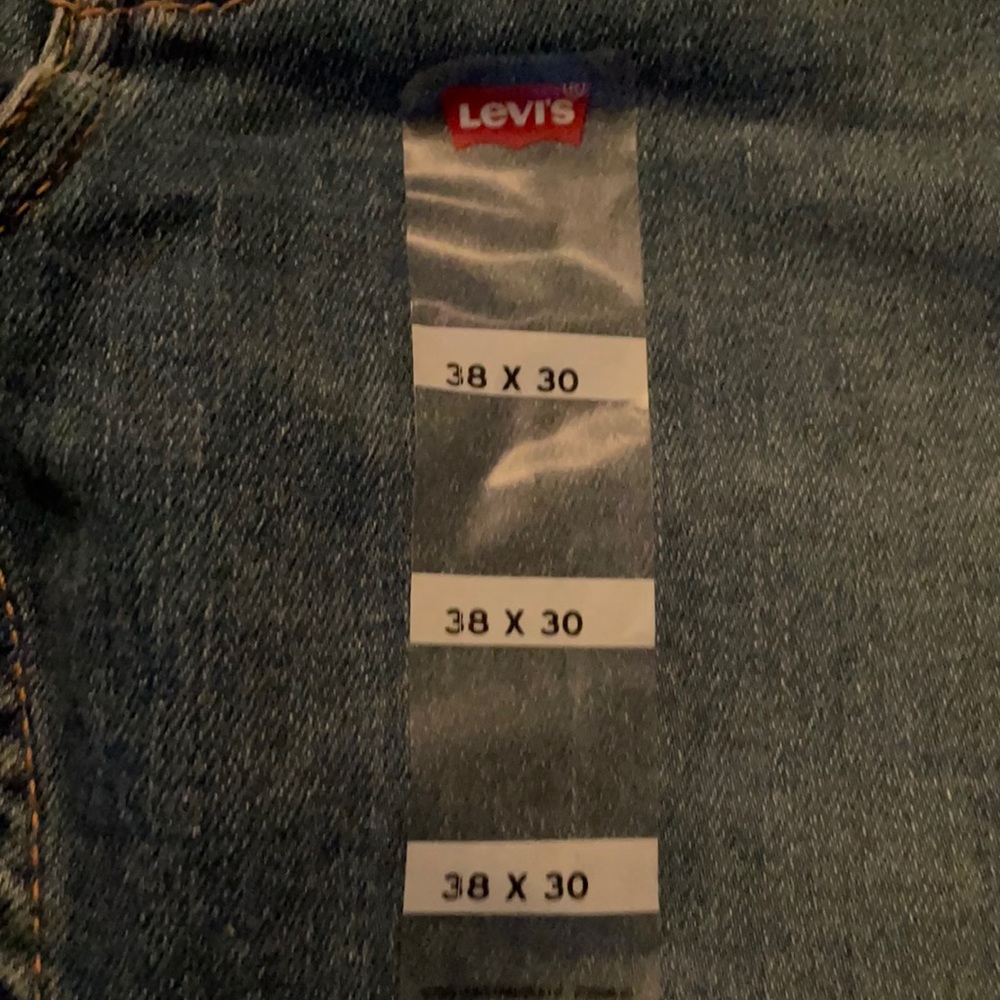 Levi’s pants